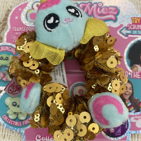 ScrunchMiez S. 1 Girl’s Collectible Scrunchies Moose Toys ULTRA RARE #42 ROXANNE - Picture 2 of 7